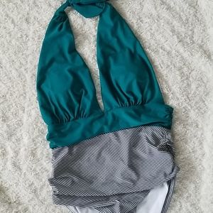 NWOT Cupshe One Piece - Womens L